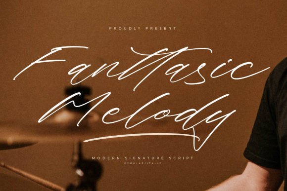 Fanttasic Melody: A Luxury Script Font for Makers